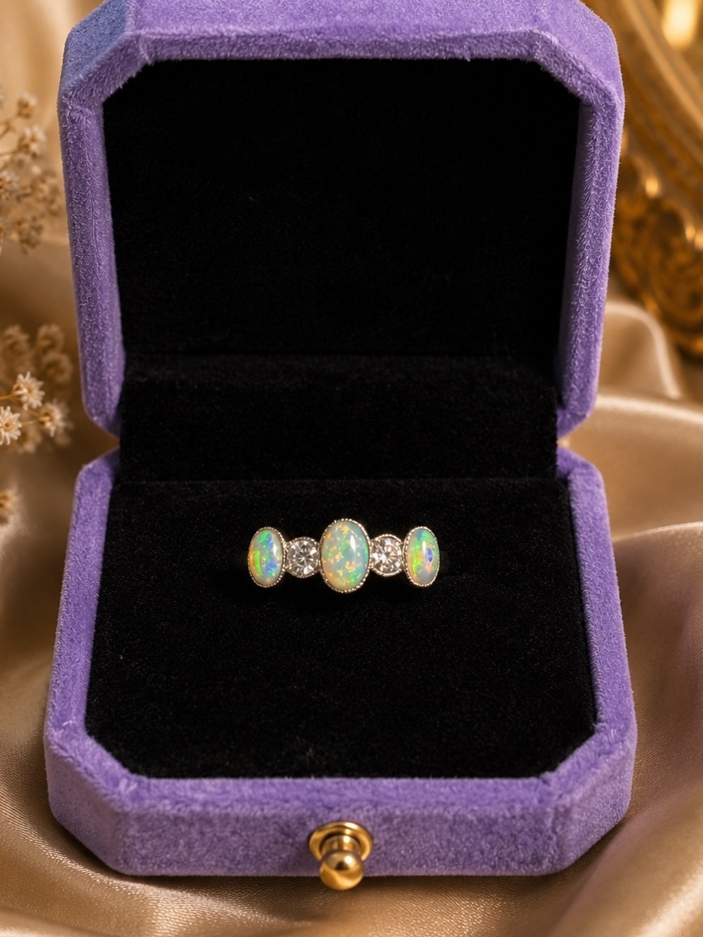 Antique 18k Gold Opal & Old-Cut Diamond Ring Late Victorian / Edwardian US 6.75